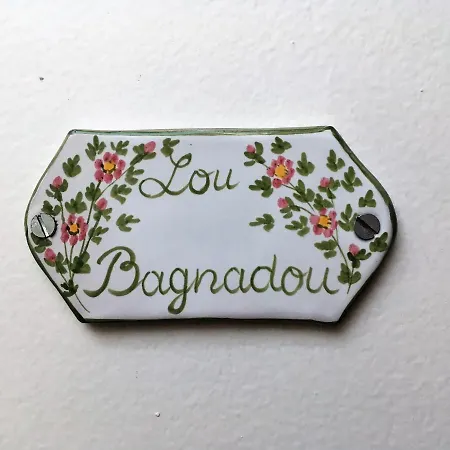 Petit Paradis Nemausus *